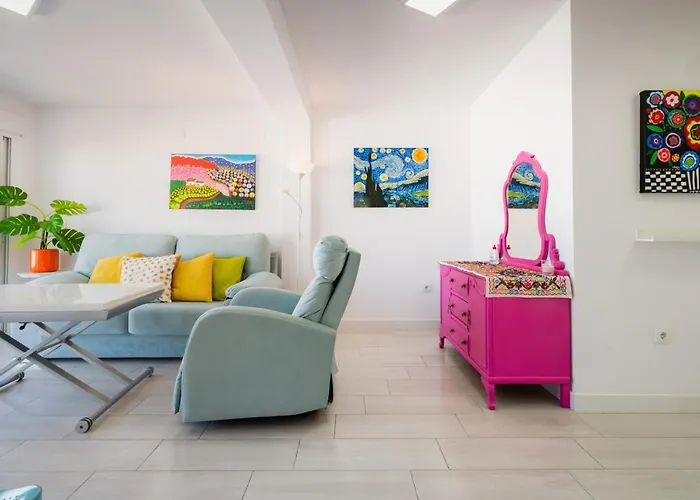 Wide And Colourful- 3Bd 1Bth- Triana